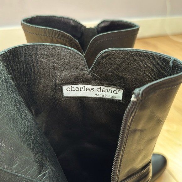 NWOB Charles David Leather Buckle Ankle Boots, Made in Italy, Size 7.5 - Picture 8 of 8